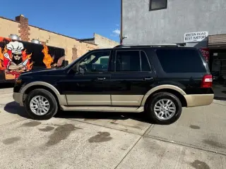 2010 Ford Expedition Eddie Bauer 4WD