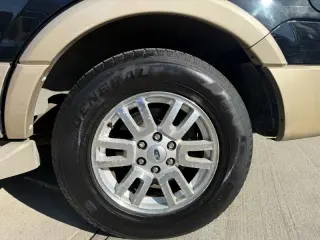 2010 Ford Expedition Eddie Bauer 4WD