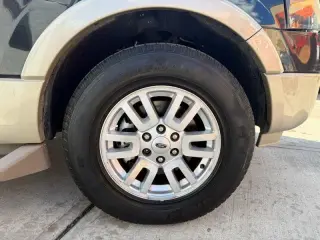 2010 Ford Expedition Eddie Bauer 4WD