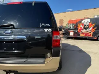 2010 Ford Expedition Eddie Bauer 4WD