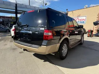 2010 Ford Expedition Eddie Bauer 4WD
