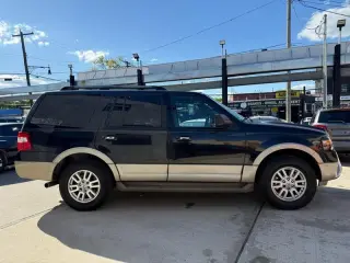 2010 Ford Expedition Eddie Bauer 4WD