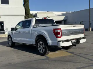 Ford F-150 2022 4x2 XL 4dr SuperCrew 5.5 ft. SB