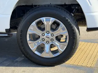 Ford F-150 2022 4x2 XL 4dr SuperCrew 5.5 ft. SB