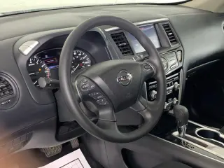 Nissan Pathfinder 2020 S 4dr SUV