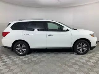 Nissan Pathfinder 2020 S 4dr SUV