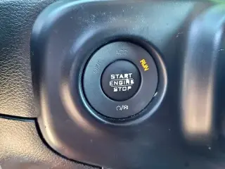 Jeep Wrangler Unlimited 2018 4x4 Sport 4dr SUV (midyear release)