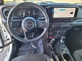 Jeep Wrangler 2024 4x4 Rubicon 4xe 4dr SUV