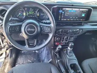Jeep Wrangler 2024 4x4 Rubicon 4xe 4dr SUV