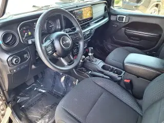 Jeep Wrangler 2024 4x4 Rubicon 4xe 4dr SUV