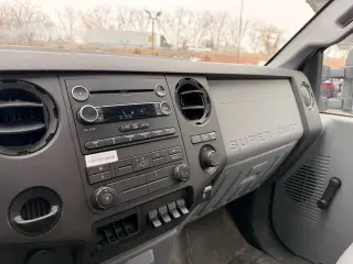 2016 Ford Super Duty F-550 DRW