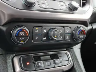 GMC Acadia 2023 4x4 AT4 4dr SUV