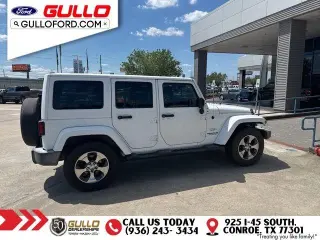 Jeep Wrangler Unlimited 2017 4x4 Sahara 4dr SUV