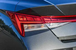 Hyundai ELANTRA Hybrid 2026 Blue 4dr Sedan