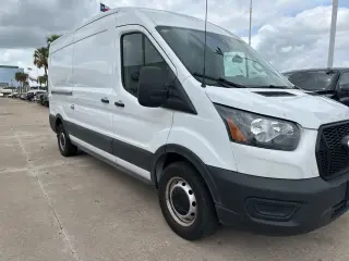 Ford Transit 2023 250 3dr SWB Medium Roof Cargo Van