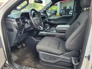 Ford F-150 2022 4x4 Platinum 4dr SuperCrew 6.5 ft. SB