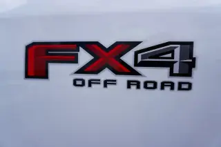 Ford Ranger 2024 4x4 Lariat 4dr SuperCrew 5.0 ft. SB