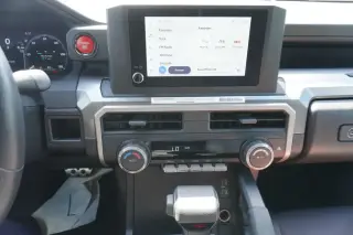Toyota Tacoma 2024 4x2 SR5 4dr Double Cab 5.0 ft SB