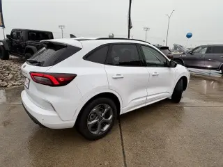 Ford Escape 2023 ST-Line 4dr SUV