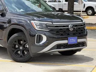 Volkswagen Atlas 2024 AWD Peak Edition SE 4Motion 4dr SUV w/Technology