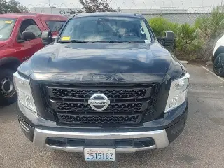 Nissan Titan 2021 4x4 SV 4dr Crew Cab 5.6 ft. SB