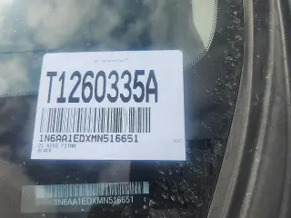 Nissan Titan 2021 4x4 SV 4dr Crew Cab 5.6 ft. SB