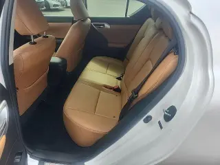 Lexus CT 200h 2013 4dr Hatchback