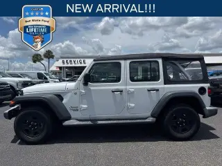 Jeep Wrangler Unlimited 2018 4x4 Sport 4dr SUV (midyear release)