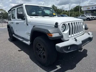 Jeep Wrangler Unlimited 2018 4x4 Sport 4dr SUV (midyear release)