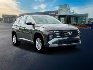 Hyundai TUCSON 2025 AWD SE 4dr SUV