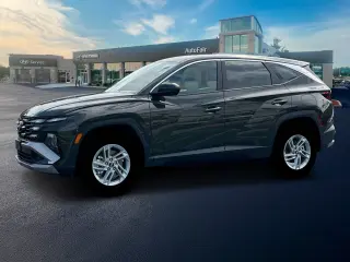 Hyundai TUCSON 2025 AWD SE 4dr SUV
