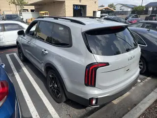 Kia Telluride 2023 AWD EX X-Line 4dr SUV