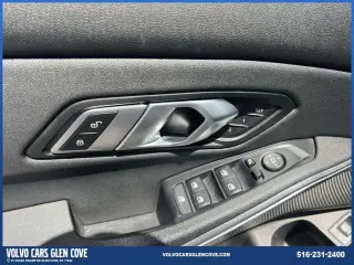 BMW 3 Series 2021 AWD 330i xDrive 4dr Sedan
