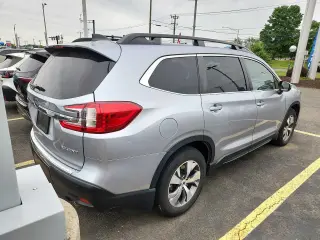 Subaru Ascent 2023 AWD Premium 7-Passenger 4dr SUV