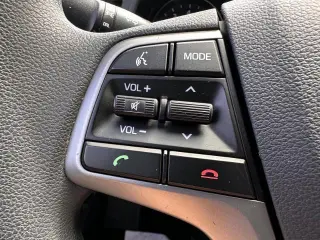 Hyundai ELANTRA 2017 SE 4dr Sedan 6M (US)