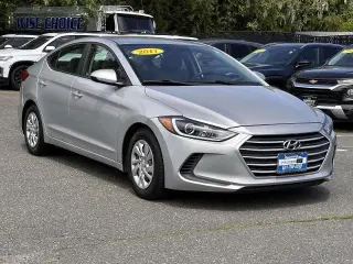 Hyundai ELANTRA 2017 SE 4dr Sedan 6M (US)
