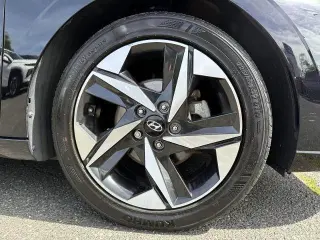 Hyundai ELANTRA 2023 SEL 4dr Sedan