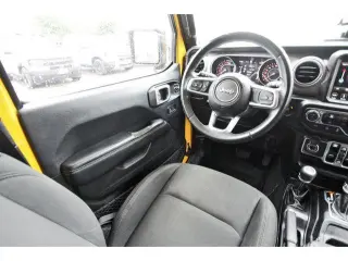 Jeep Wrangler Unlimited 2019 4x4 Sahara 4dr SUV