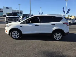 Ford Escape 2018 S 4dr SUV