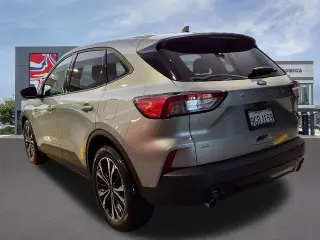 Ford Escape 2022 SE 4dr SUV