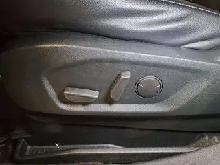 Ford Edge 2022 AWD Titanium 4dr Crossover