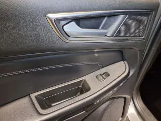 Ford Edge 2022 AWD Titanium 4dr Crossover