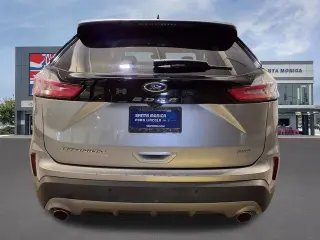 Ford Edge 2022 AWD Titanium 4dr Crossover