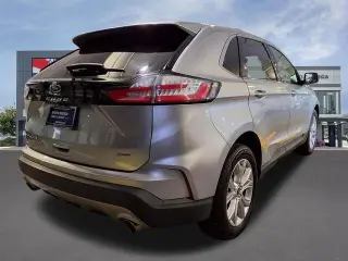 Ford Edge 2022 AWD Titanium 4dr Crossover