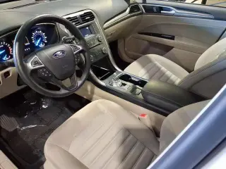 Ford Fusion 2017 SE 4dr Sedan