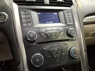 Ford Fusion 2017 SE 4dr Sedan