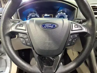 Ford Fusion 2017 SE 4dr Sedan