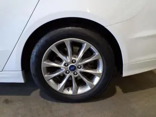 Ford Fusion 2017 SE 4dr Sedan