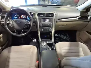 Ford Fusion 2017 SE 4dr Sedan