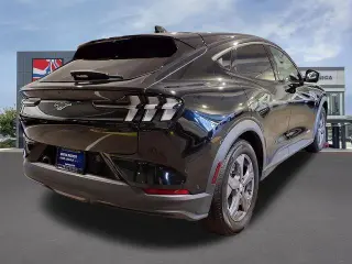 Ford Mustang Mach-E 2023 Select 4dr SUV